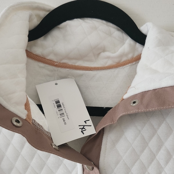 Quilted Snap Pullover - Picture 2 of 2